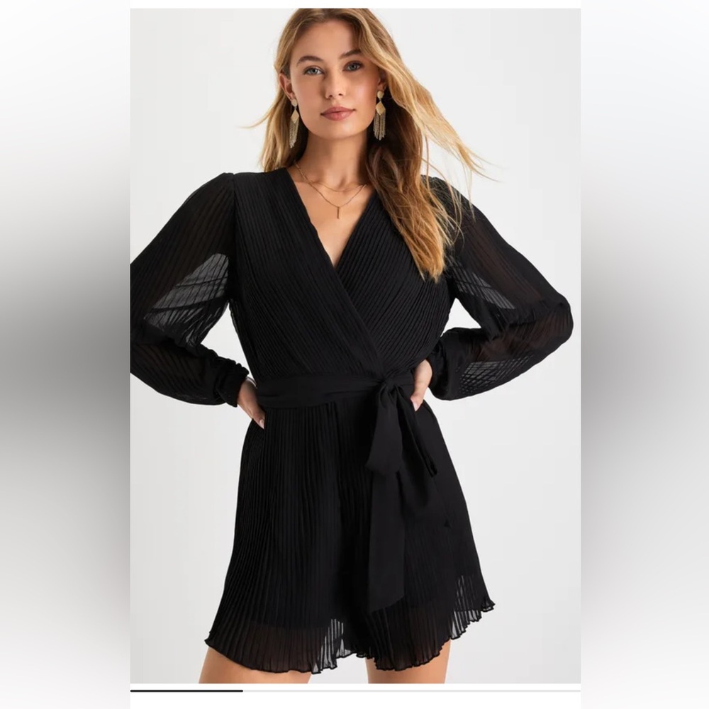 Lulus Date Night Vibes Black Pleated Long Sleeve Romper